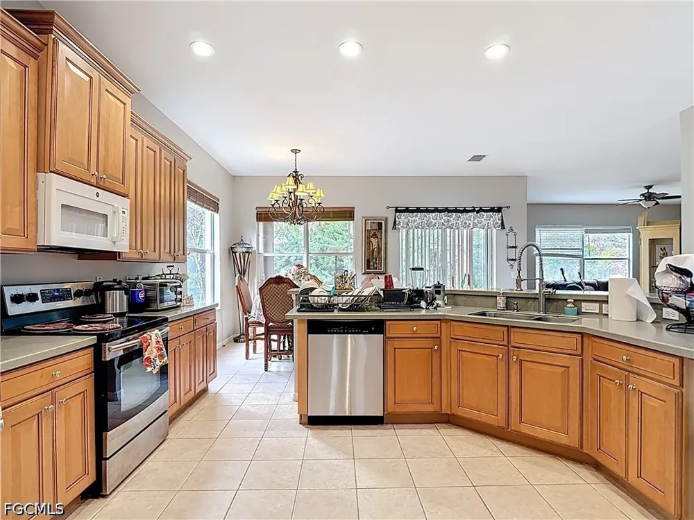 Ivory Stone Loop Fort Myers, FL 33913