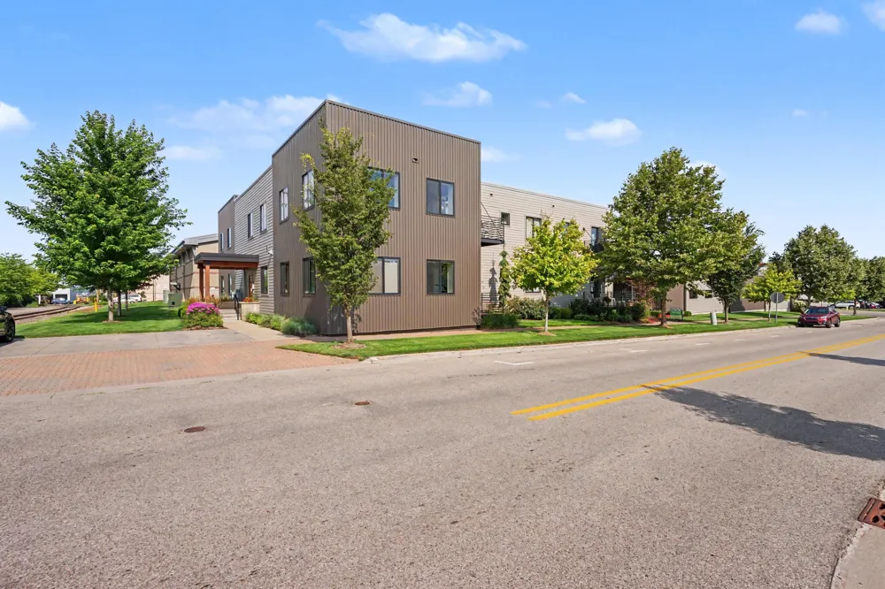 110 Central Avenue #106 Holland, MI 49423