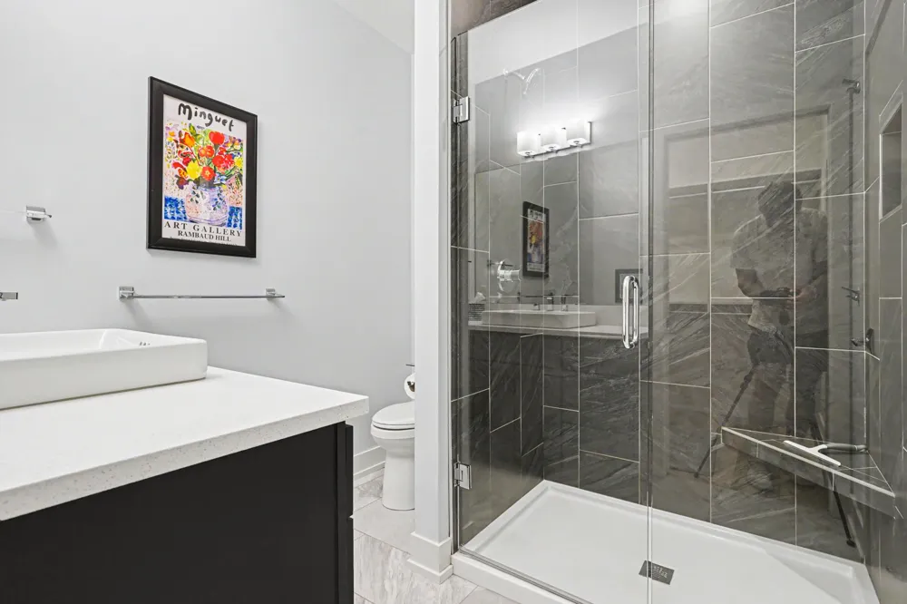 110 Central Avenue #106 Holland, MI 49423