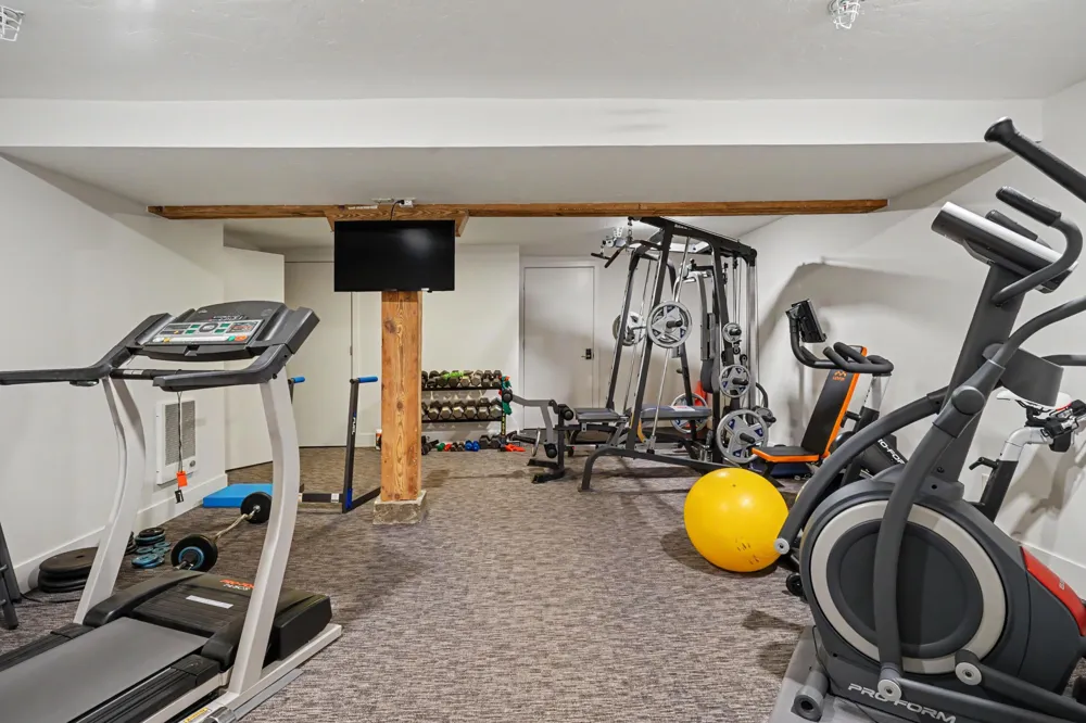 110 Central Avenue #106 Holland, MI 49423