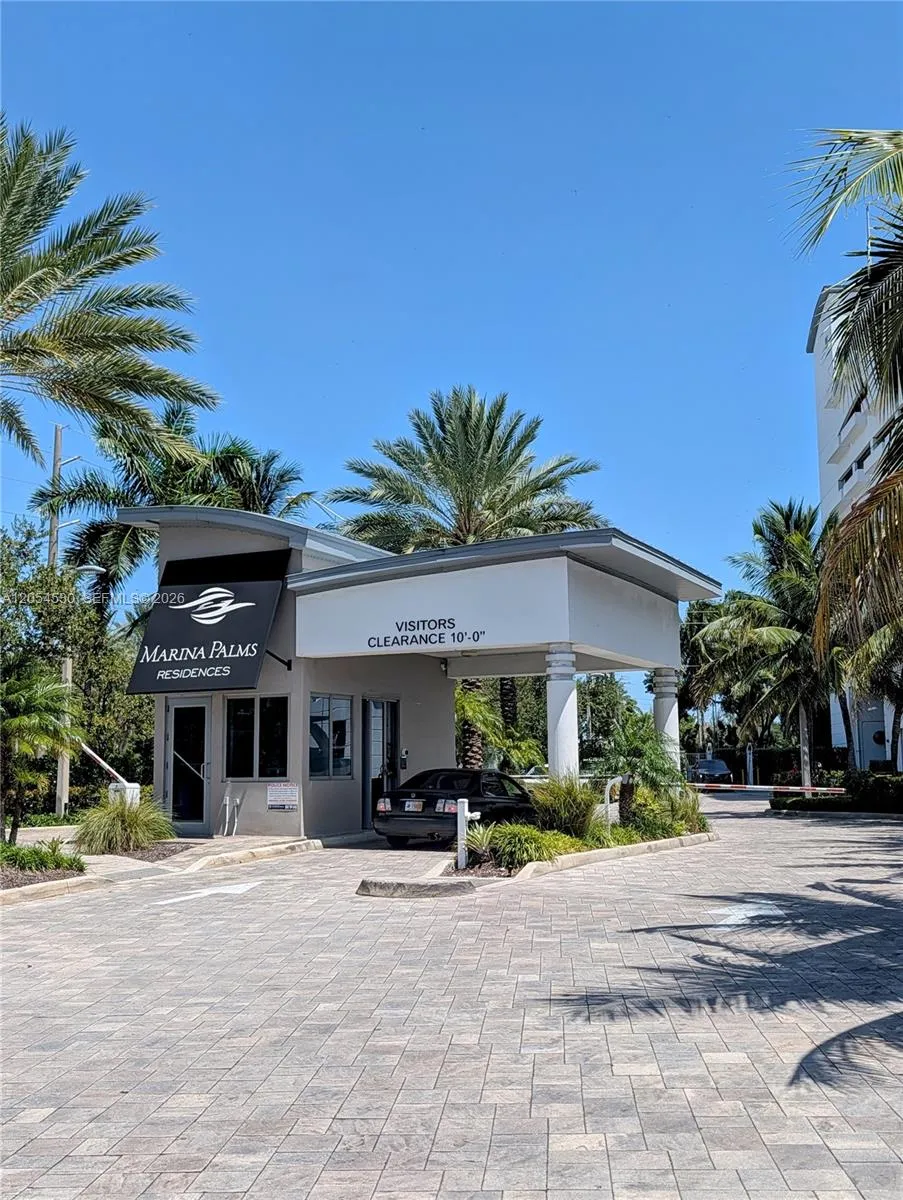 17301 Biscayne Blvd #1501 North Miami Beach, FL 33160