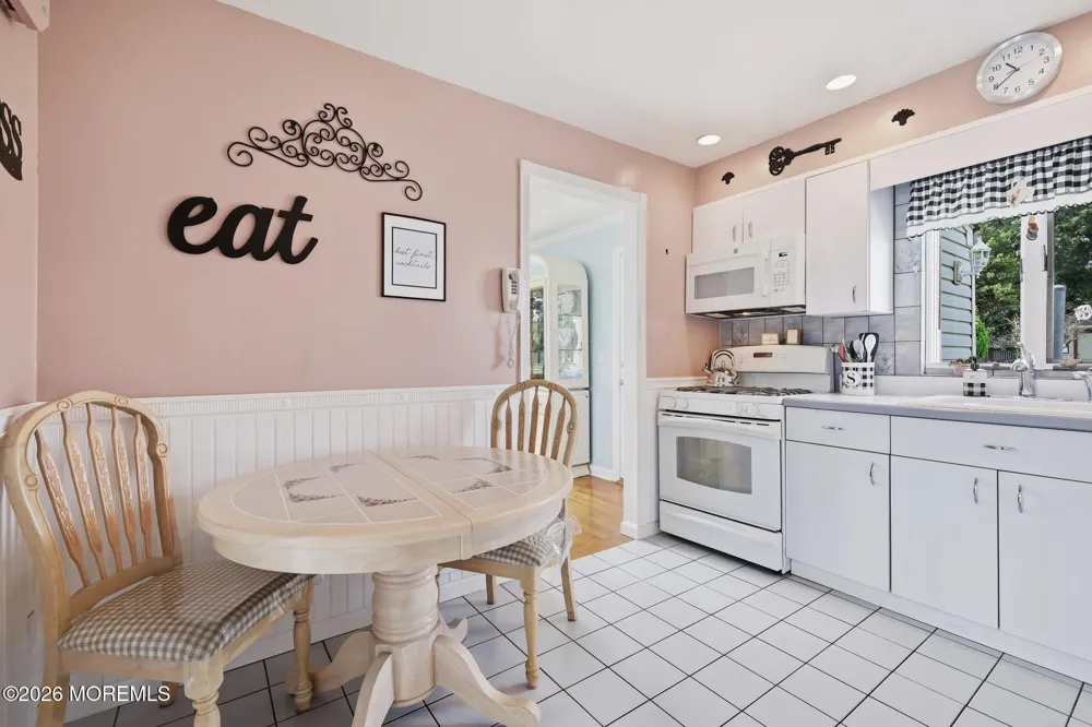 381 Carteret Avenue Carteret, NJ 07008