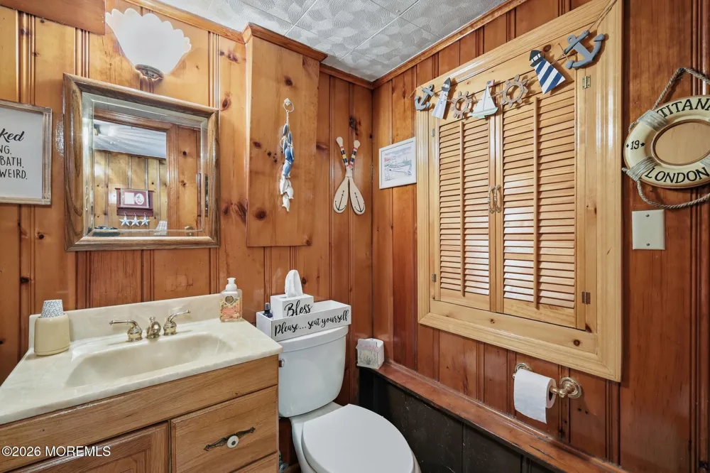 381 Carteret Avenue Carteret, NJ 07008