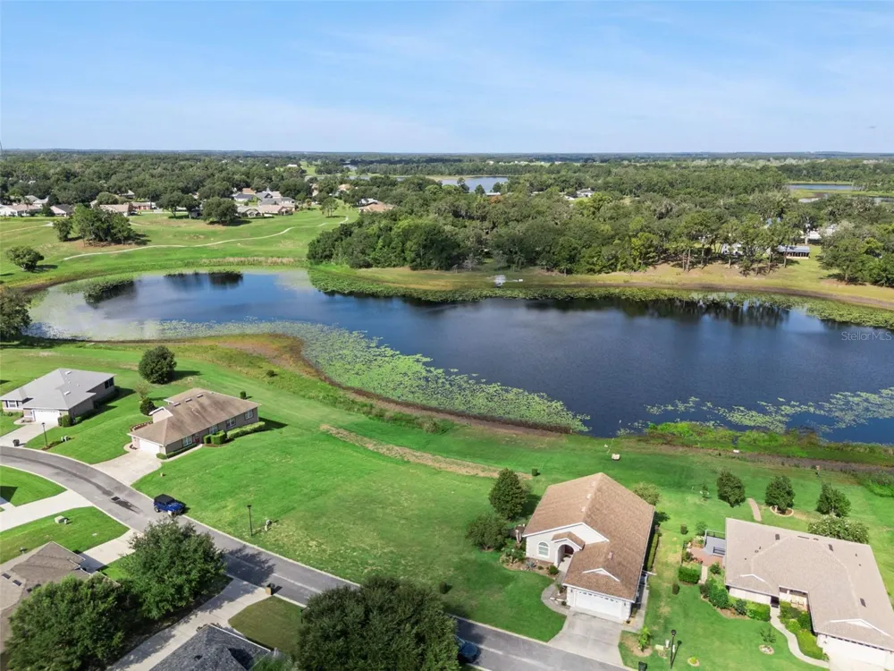 77 FAIRWAY CIRCLE #101 Umatilla, FL 32784