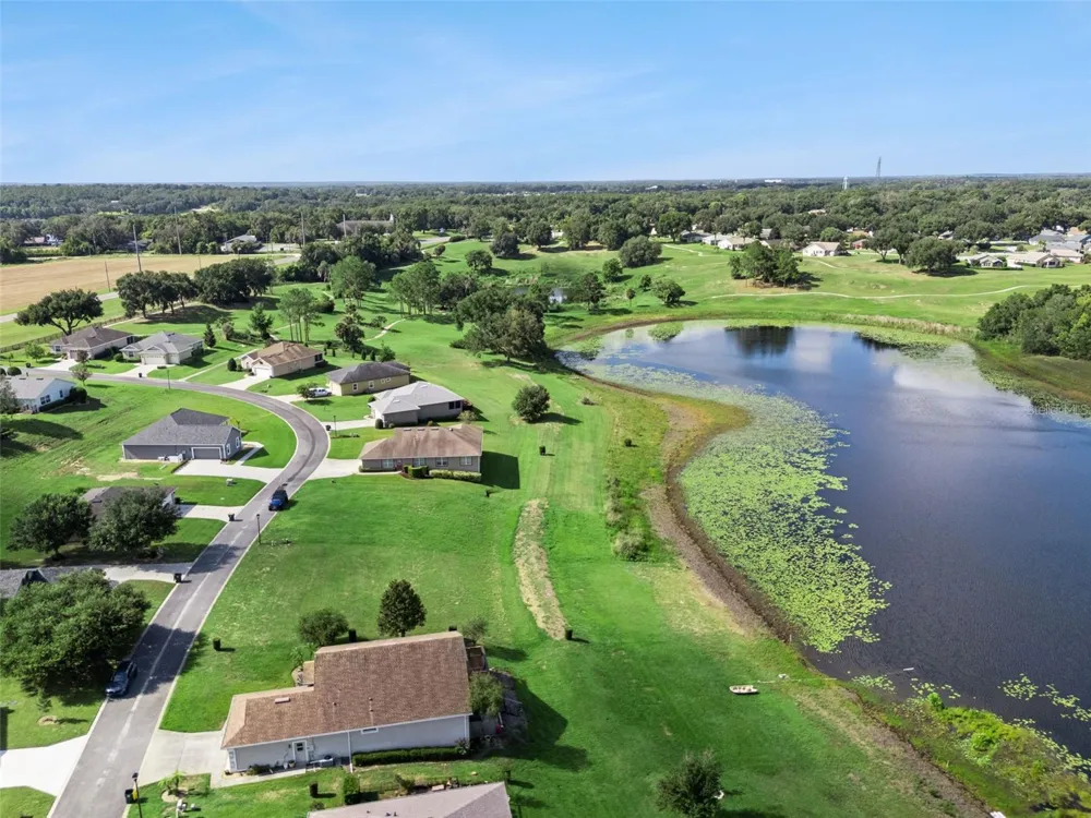 77 FAIRWAY CIRCLE #101 Umatilla, FL 32784