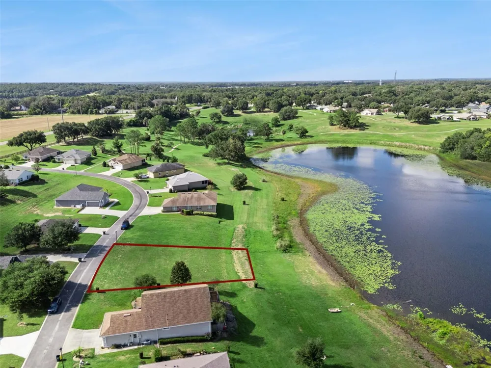 77 FAIRWAY CIRCLE #101 Umatilla, FL 32784