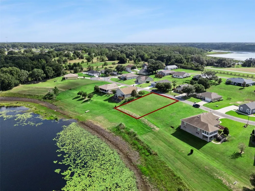 77 FAIRWAY CIRCLE #101 Umatilla, FL 32784