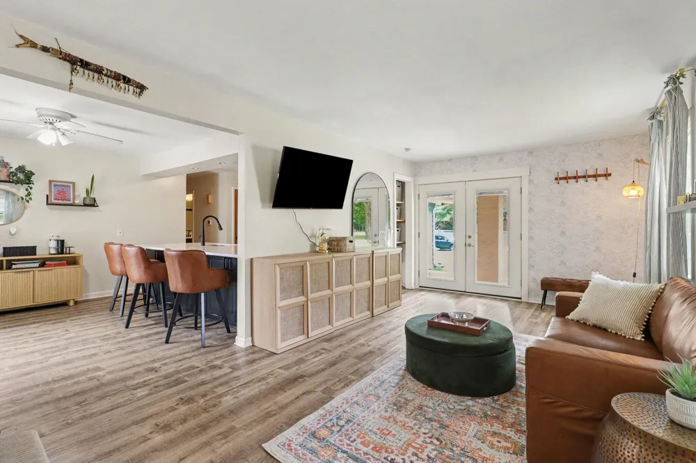 760 Maynard NW Grand Rapids, MI 49504
