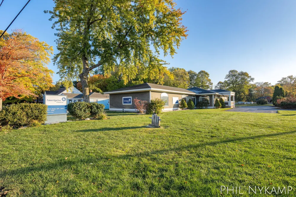 983 Lincoln Avenue #102 Holland, MI 49423