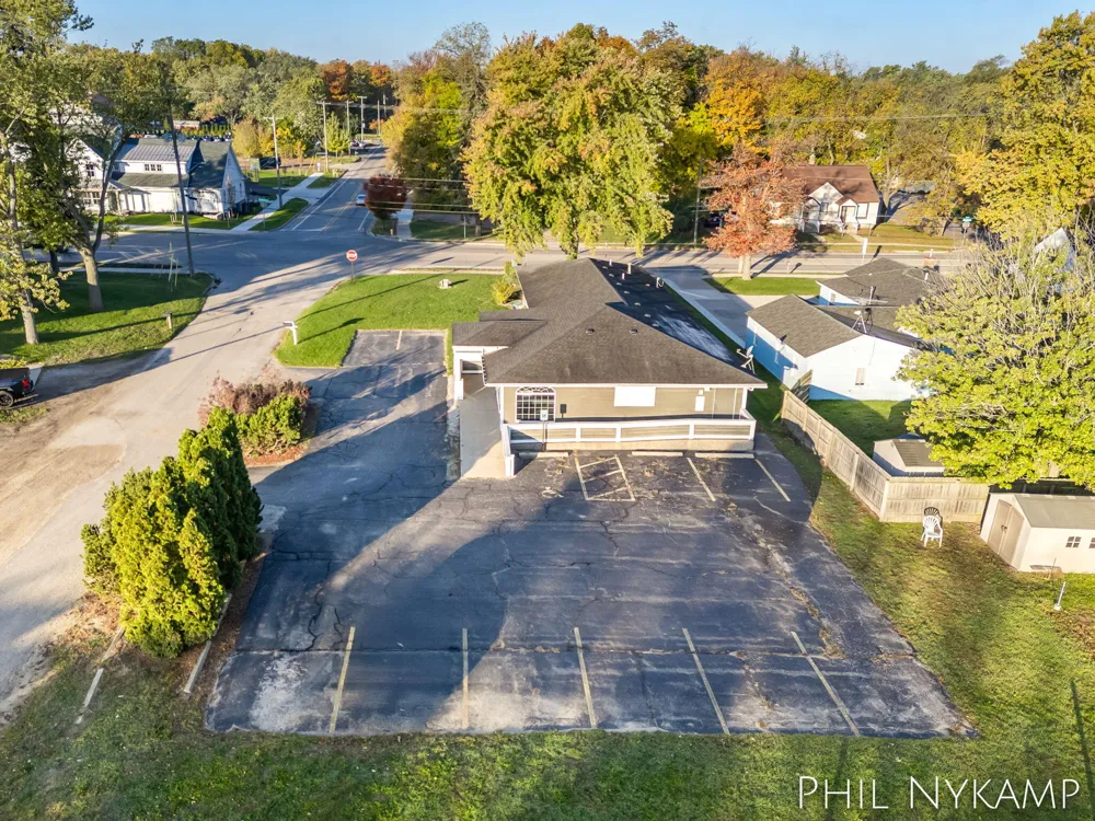 983 Lincoln Avenue #102 Holland, MI 49423