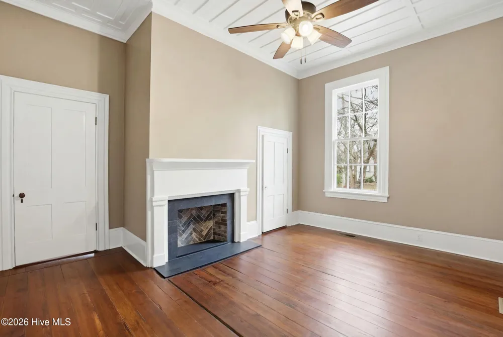 22390 Nc Highway 210 Rocky Point, NC 28457