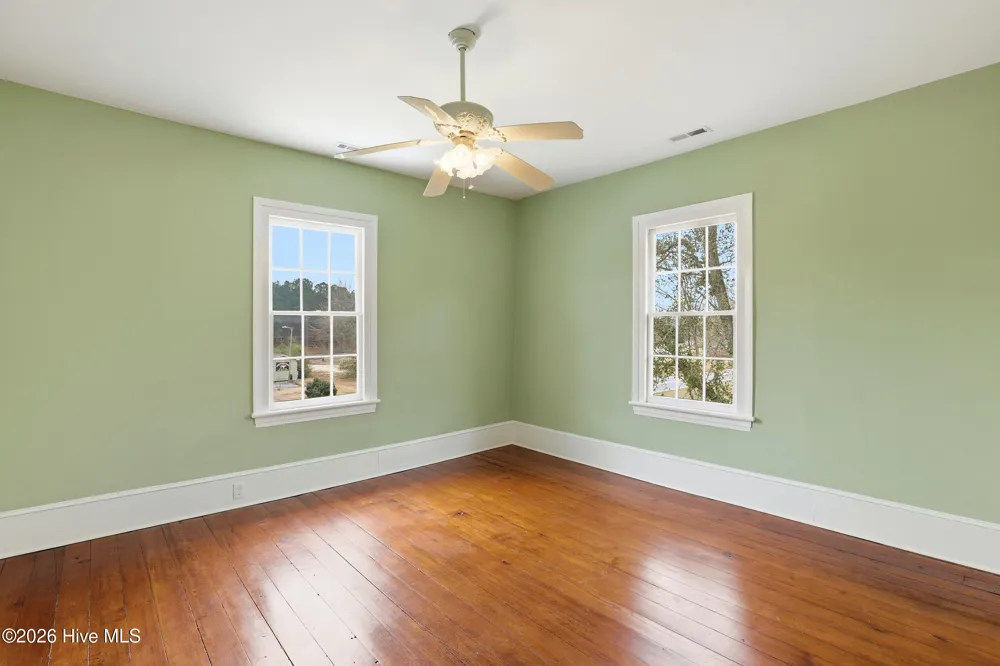 22390 Nc Highway 210 Rocky Point, NC 28457