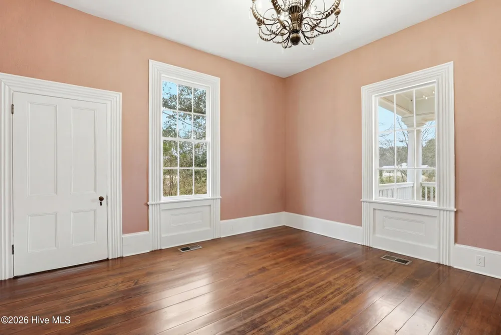 22390 Nc Highway 210 Rocky Point, NC 28457