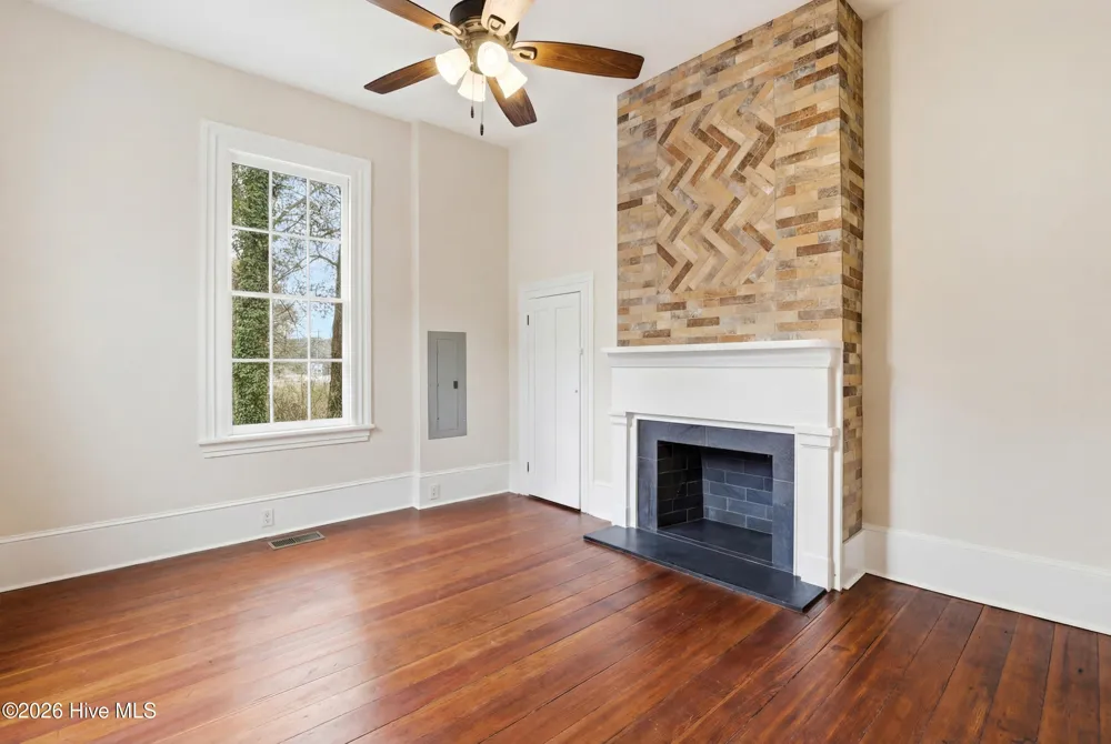 22390 Nc Highway 210 Rocky Point, NC 28457