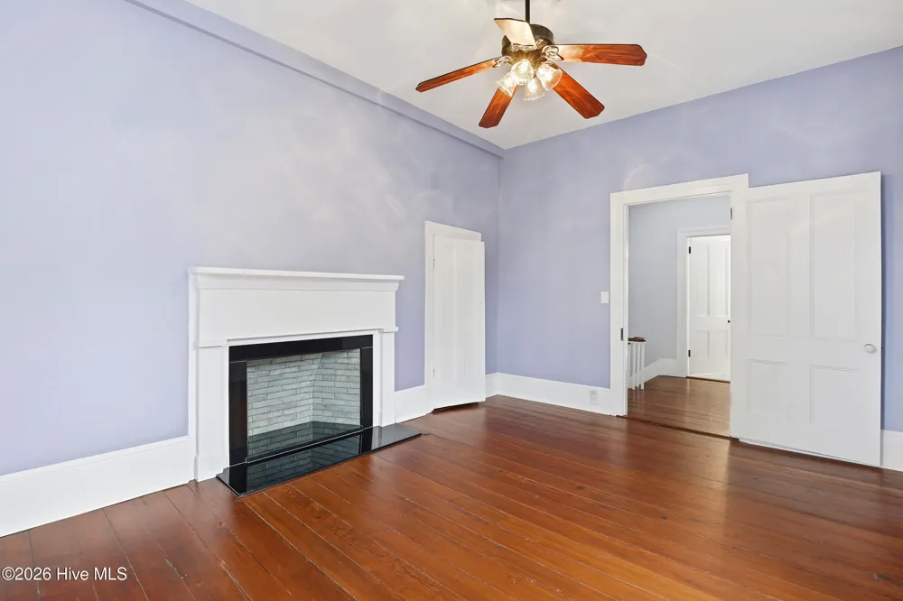 22390 Nc Highway 210 Rocky Point, NC 28457