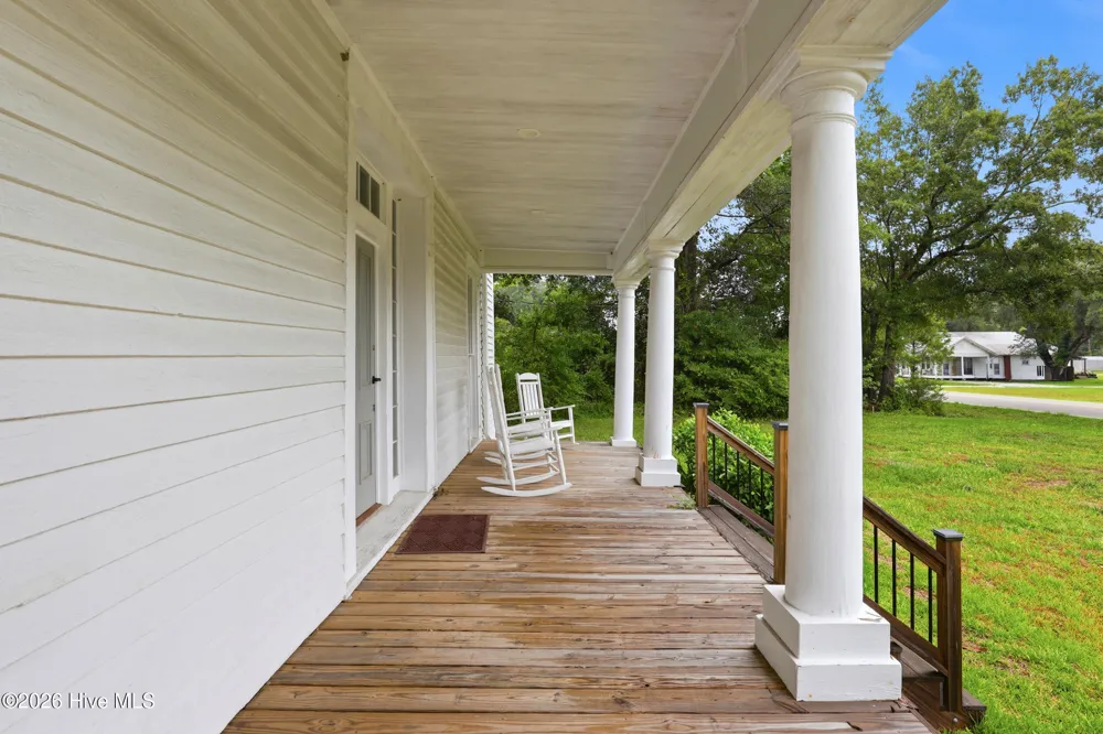 22390 Nc Highway 210 Rocky Point, NC 28457