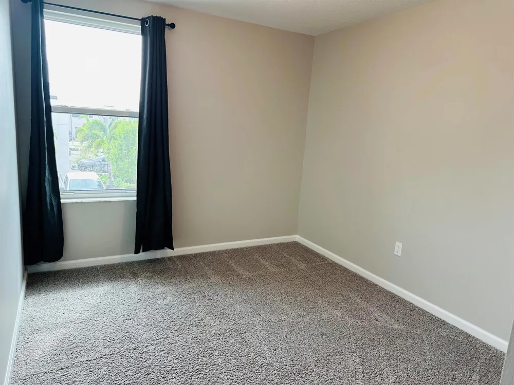 3949 SE MENTMORE LANE Stuart, FL 34997