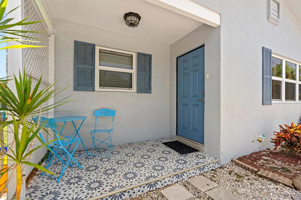 1054 OLD BOYNTON ROAD Boynton Beach, FL 33426