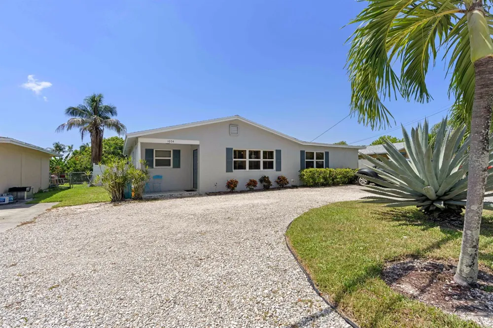 1054 OLD BOYNTON ROAD Boynton Beach, FL 33426