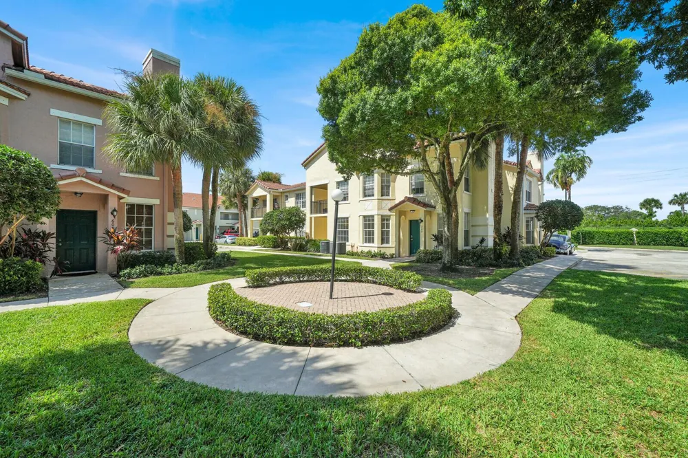 709 BELMONT PLACE #709 Boynton Beach, FL 33436