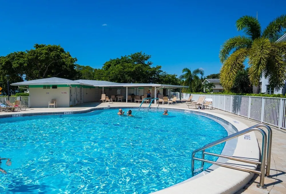548 Durham S #548 Deerfield Beach, FL 33442