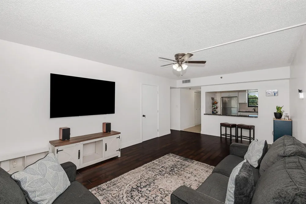 9235 SW 8th Street #502 Boca Raton, FL 33428