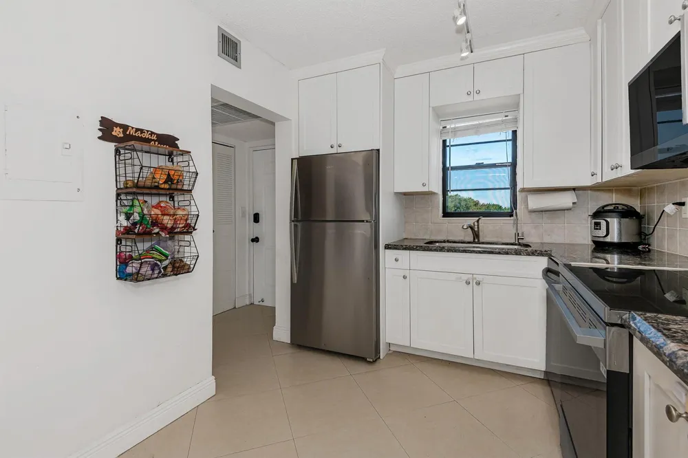 9235 SW 8th Street #502 Boca Raton, FL 33428