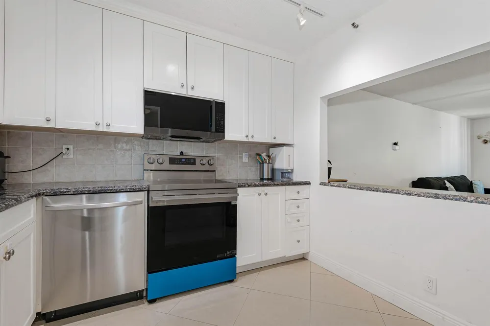 9235 SW 8th Street #502 Boca Raton, FL 33428