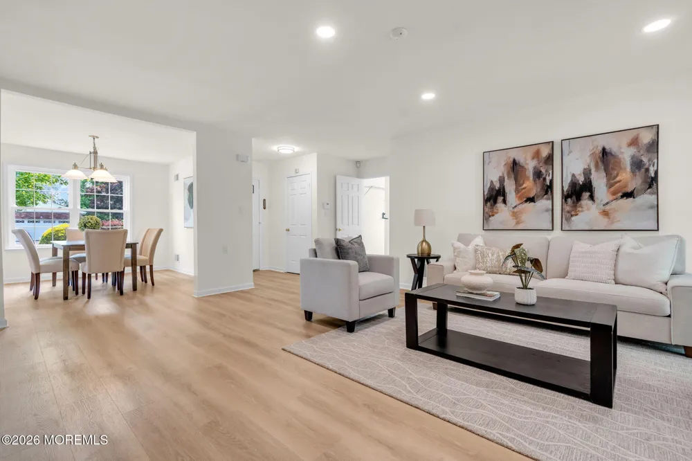 5 Lakeview Drive Marlboro, NJ 07746