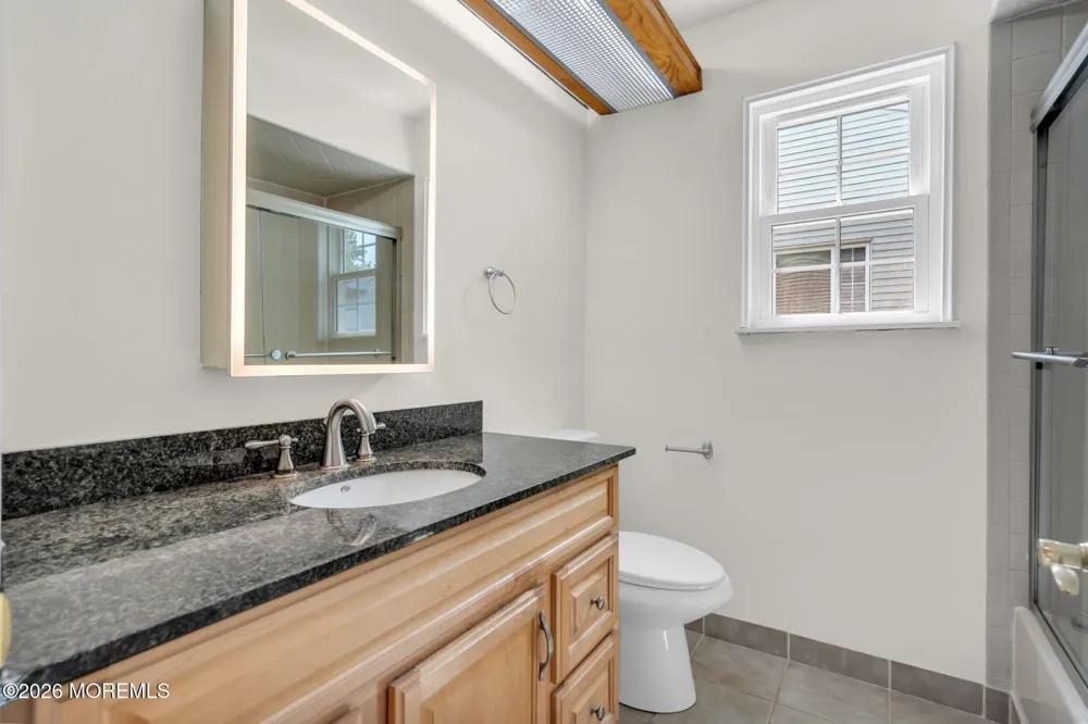 5 Lakeview Drive Marlboro, NJ 07746