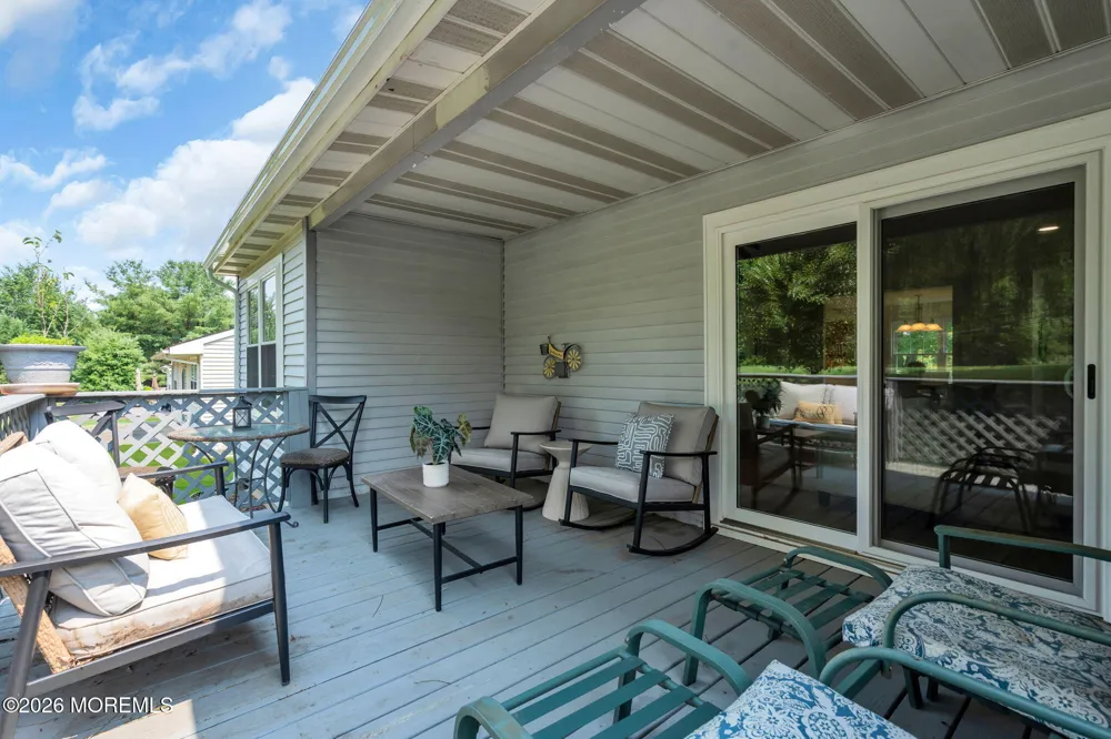 5 Lakeview Drive Marlboro, NJ 07746