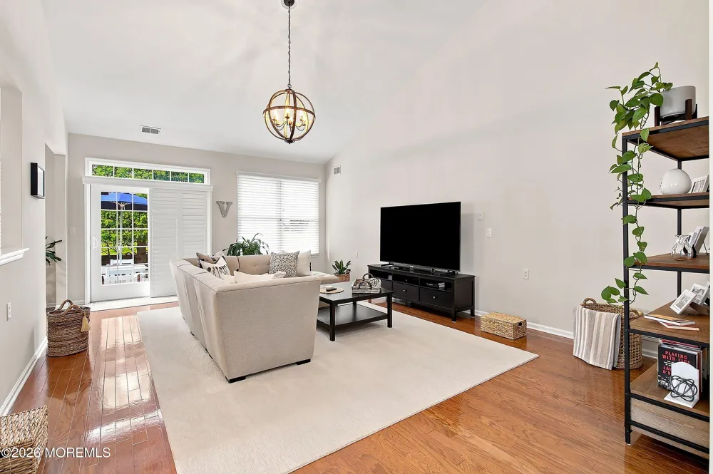 9 Persimmon Road Ocean, NJ 07712