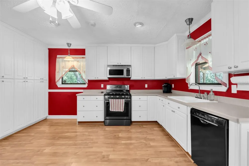 7224 SHAW RD. Brooksville, FL 34602