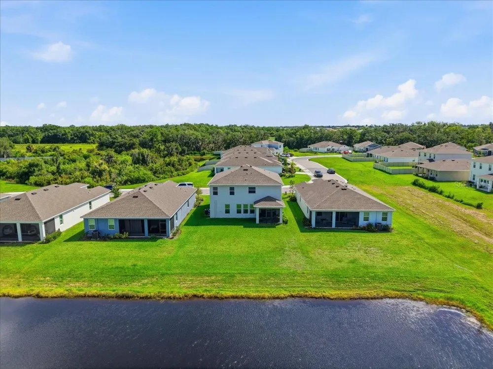16018 6TH AVENUE E Bradenton, FL 34212