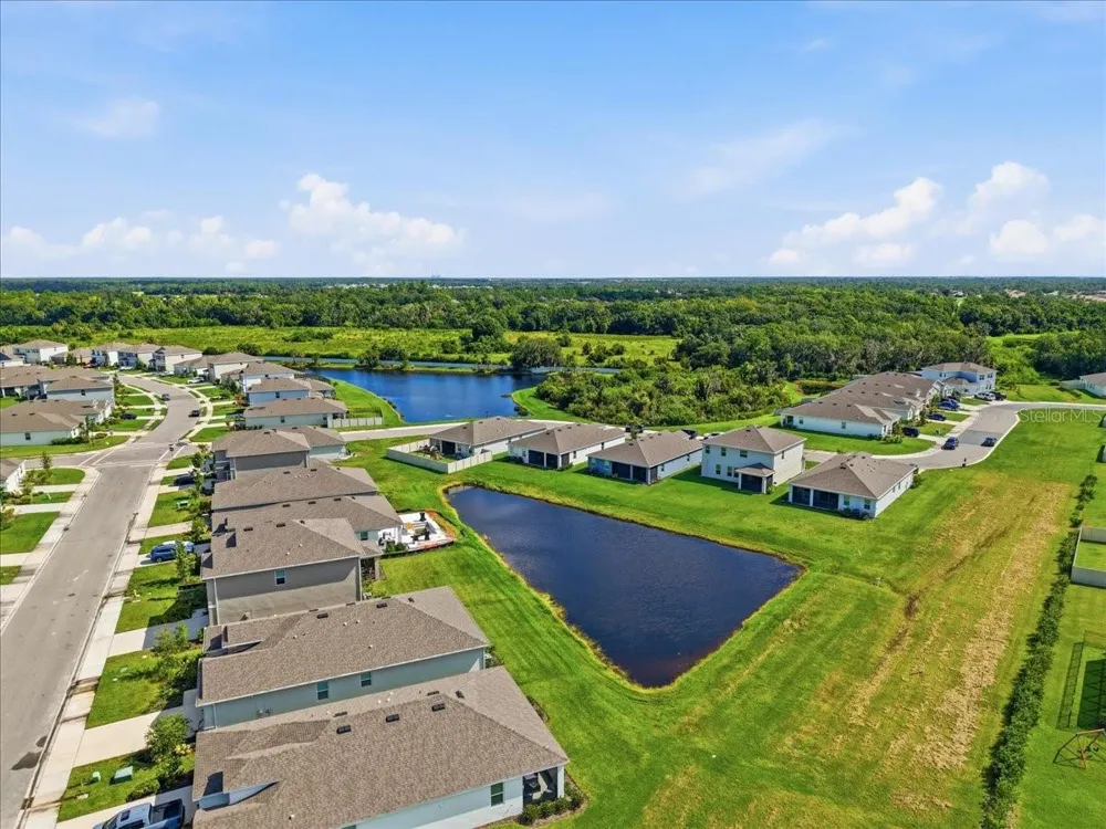 16018 6TH AVENUE E Bradenton, FL 34212