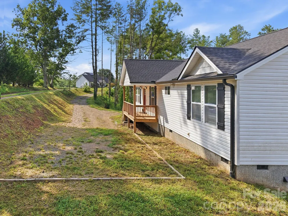 7 Greenridge Road Weaverville, NC 28787