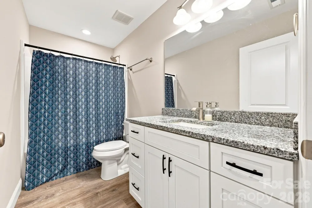 7 Greenridge Road Weaverville, NC 28787