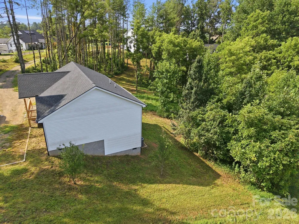 7 Greenridge Road Weaverville, NC 28787