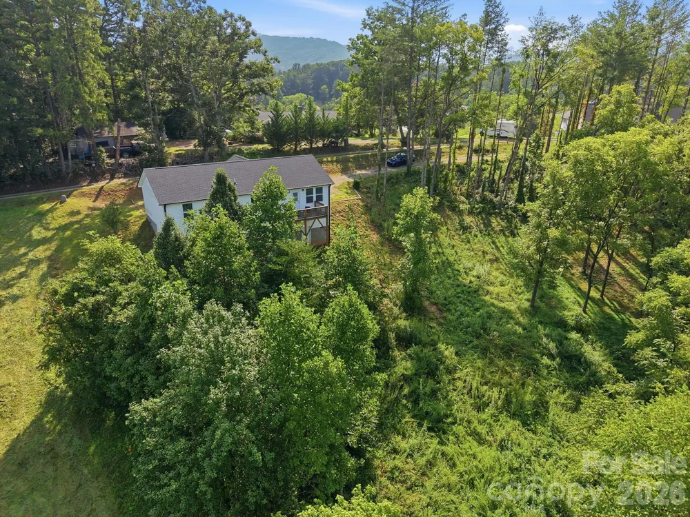 7 Greenridge Road Weaverville, NC 28787