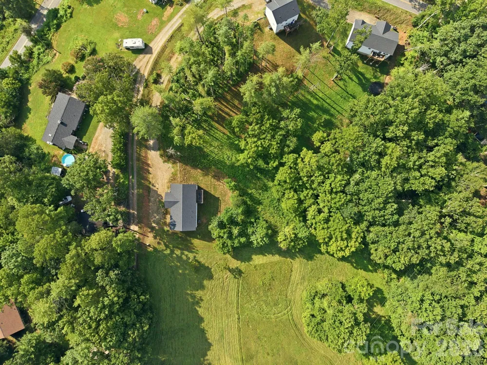 7 Greenridge Road Weaverville, NC 28787