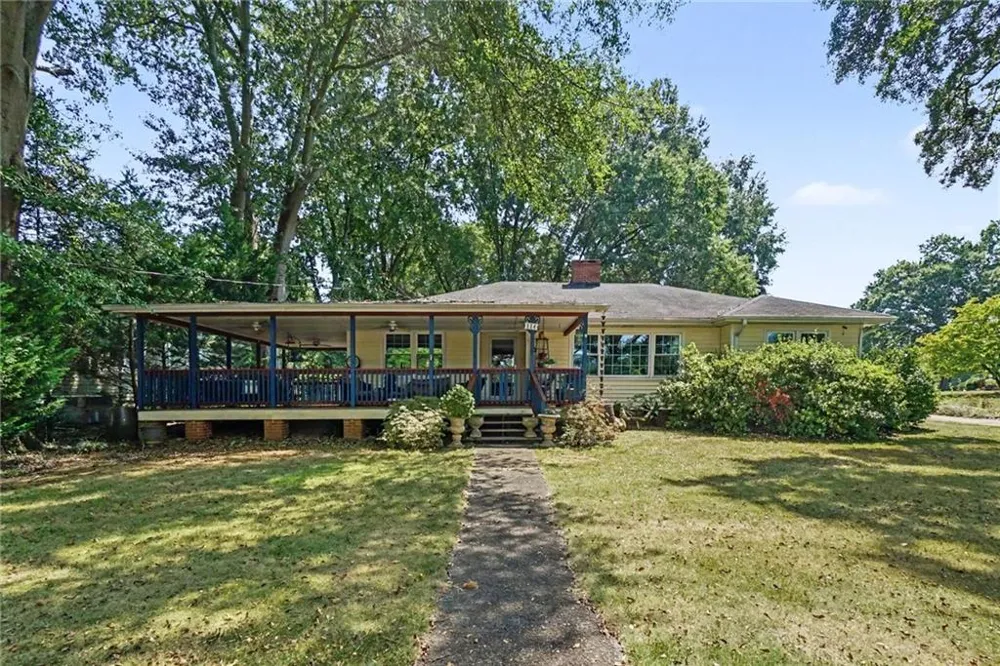 114 Etowah Drive Cartersville, GA 30120