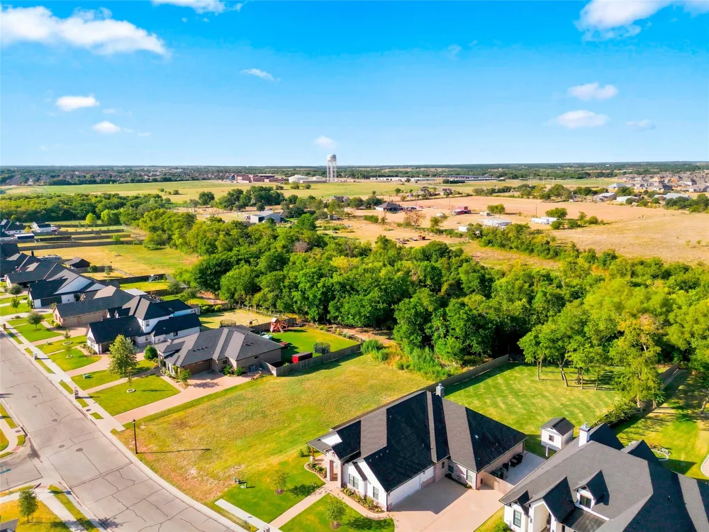 10245 Creekside Lane Waco, TX 76712