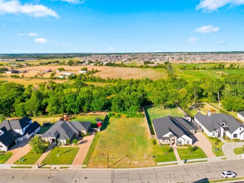 10245 Creekside Lane