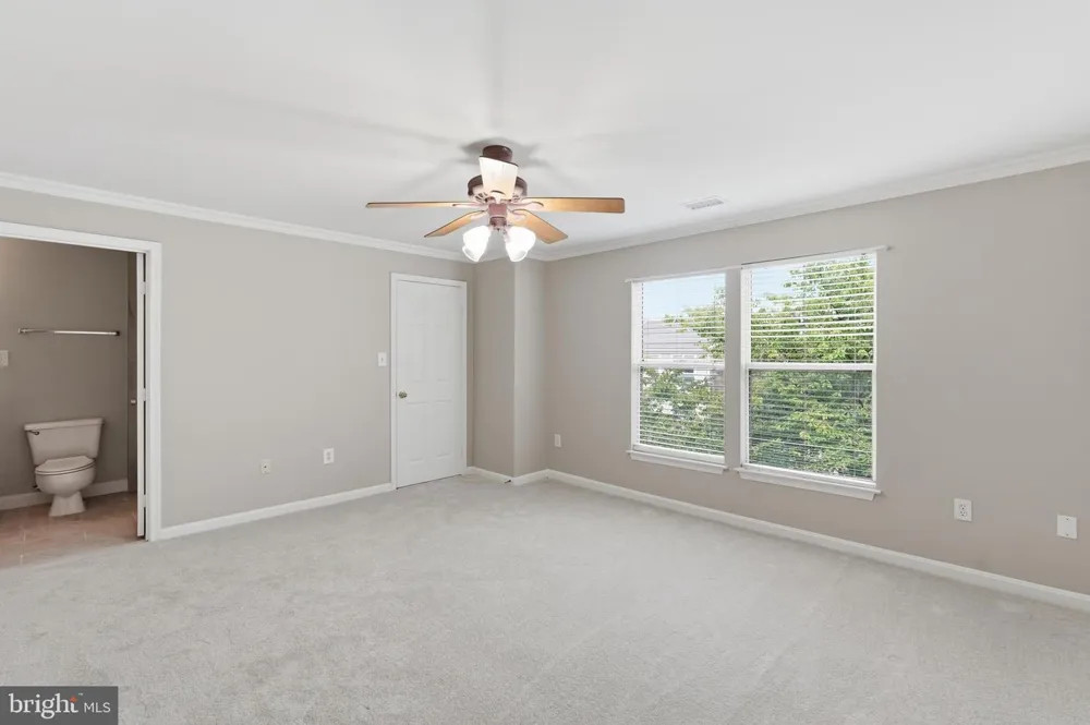20583 SNOWSHOE SQUARE #301 Ashburn, VA 20147