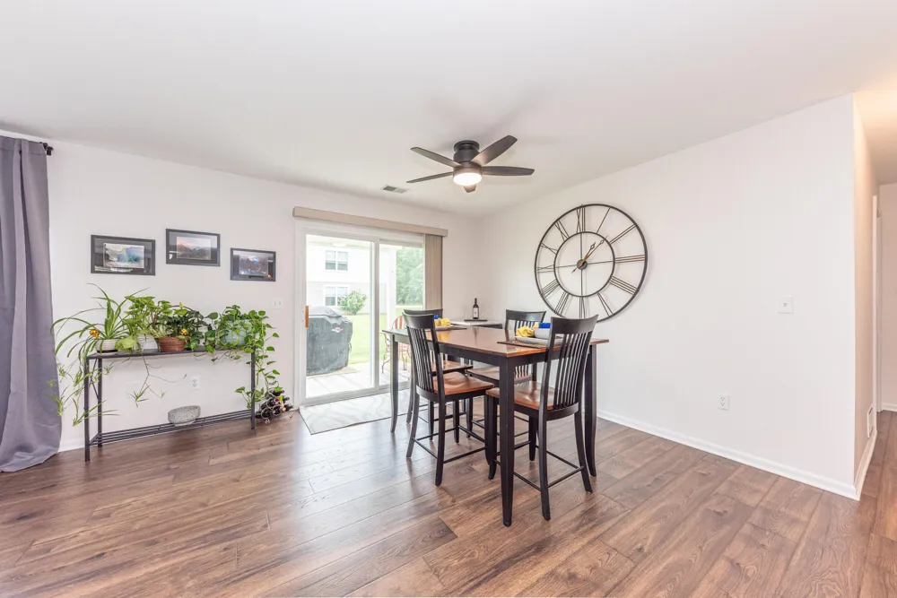 628 Riverstone Lane Chelsea, MI 48118