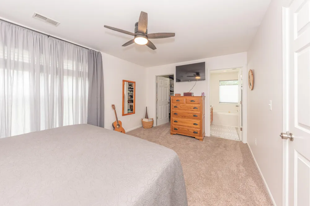 628 Riverstone Lane Chelsea, MI 48118