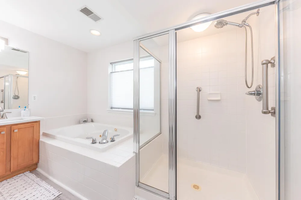 628 Riverstone Lane Chelsea, MI 48118
