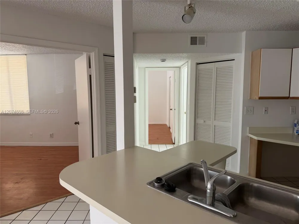 4015 W Mcnab Rd #D209 Pompano Beach, FL 33069