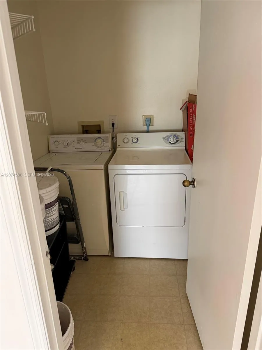 4015 W Mcnab Rd #D209 Pompano Beach, FL 33069