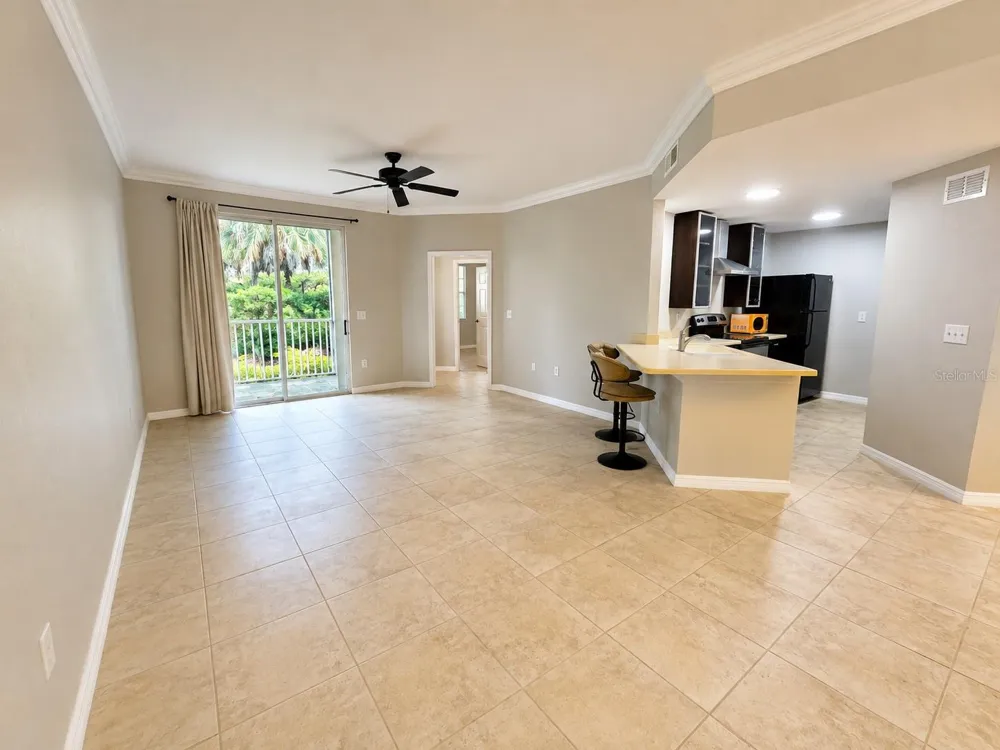 5691 BENTGRASS DRIVE #15-102 Sarasota, FL 34235